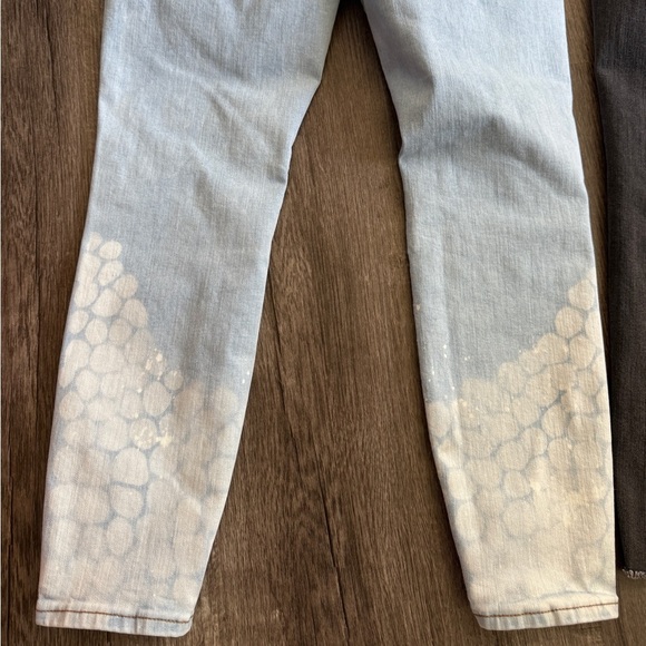 High Waisted Distressed Jeans Bundle - Light Wash & Gray Wash Denim - Picture 7 of 14